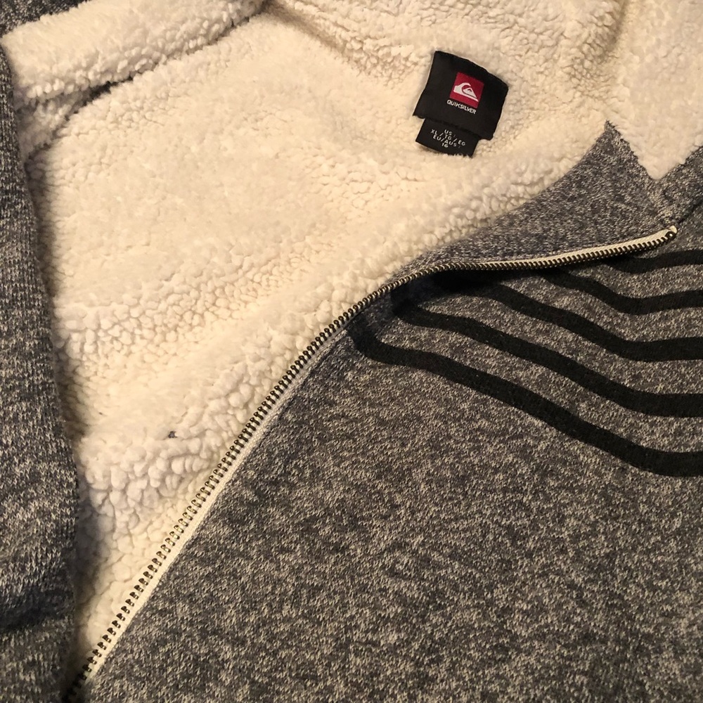 Boys XL Quiksilver Fleece Jacket